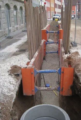 Inštalacije električnih napeljav in naprav Podravska